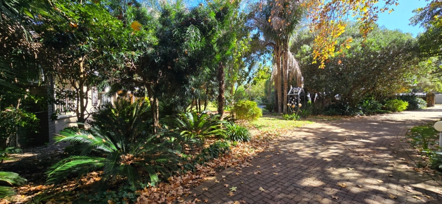 5 Bedroom Property for Sale in Stilfontein Ext 4 North West